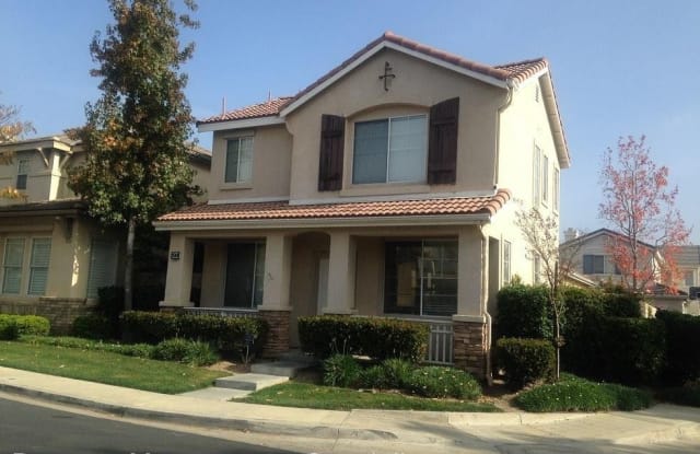 2504 Cloverleaf Lane - 2504 Cloverleaf Lane, Simi Valley, CA 93063