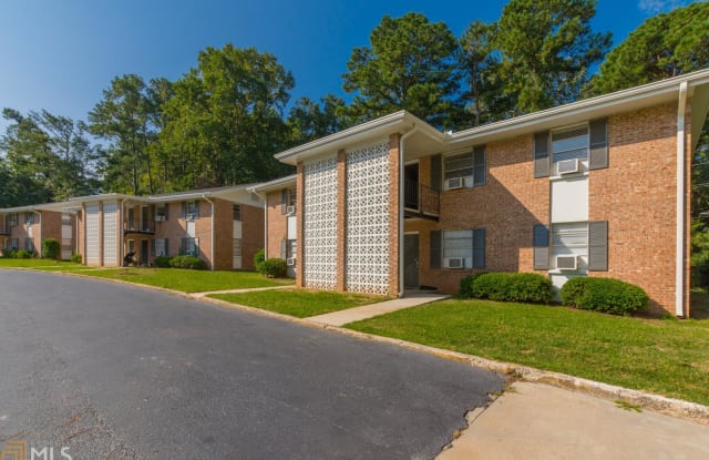 200 Willow - 200 Willow Road, Peachtree City, GA 30269