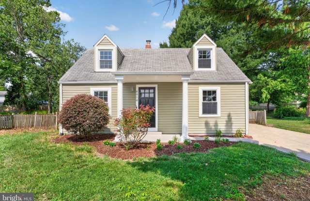 6010 BANGOR Drive Gallery 2