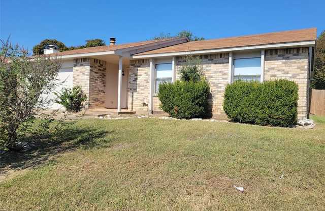 637 Roaming Road Drive Gallery 2