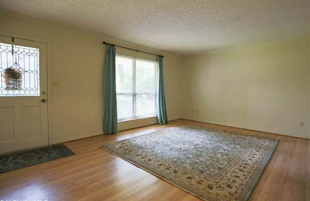 126 Paddock Drive Gallery 3