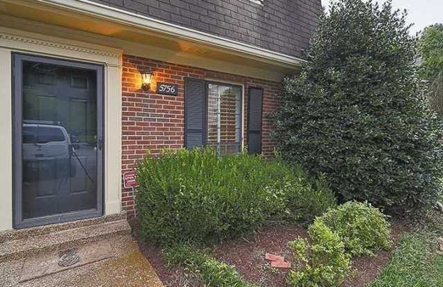 Great 2BA/2.5 BE Brentwood End Unit Townhome! photos photos