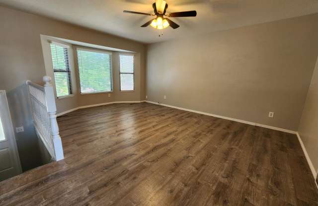 82 N 500 W photos photos