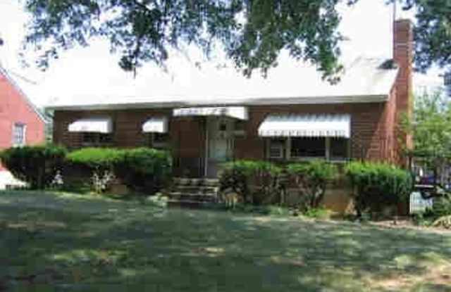366 FOX DRIVE photos photos