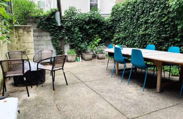 748 S 10th St 1Rr - 748 South 10th Street, Philadelphia, PA 19147