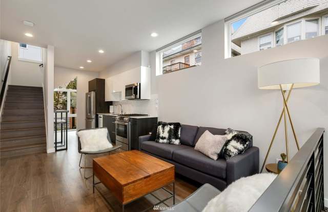Capitol Hill - Townhouse Gallery 3