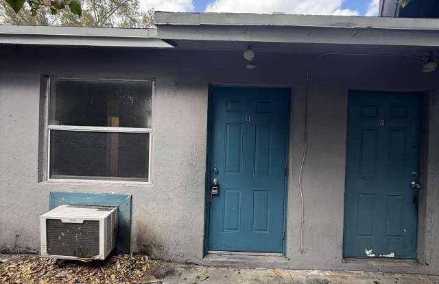 3601 Pinewood Avenue photos photos