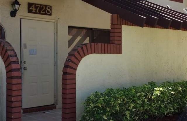 4728 NW 90th Avenue photos photos