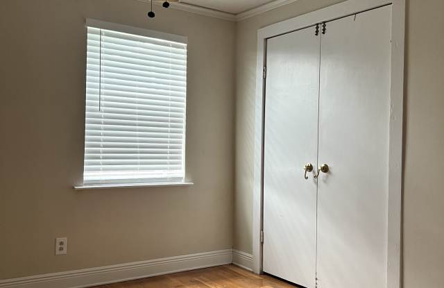 525 Maple Avenue photos photos