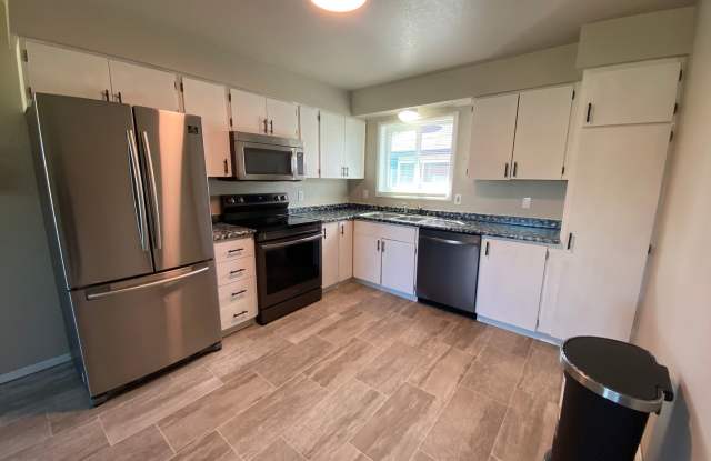 1103 Karluk Street photos photos