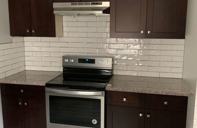 11202 W Connecticut Ave - 11202 West Connecticut Avenue, Youngtown, AZ 85363