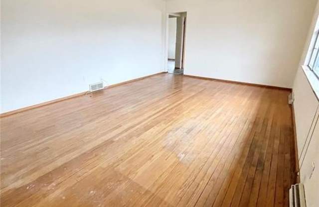 4120 SHIRLEY Drive Gallery 3