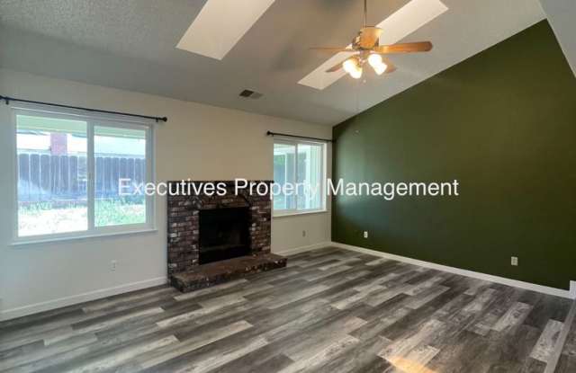 House For Rent | 3440 Nonpareil Dr., Atwater Gallery 4