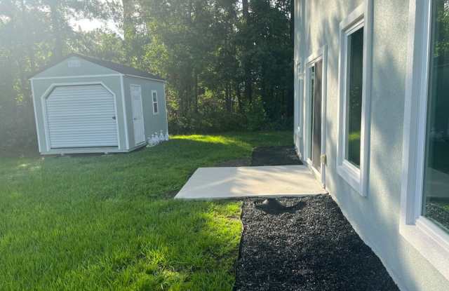 Pristine 4BR/2BA Available 10/9 Gallery 4