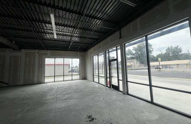 637 E National Avenue Gallery 4