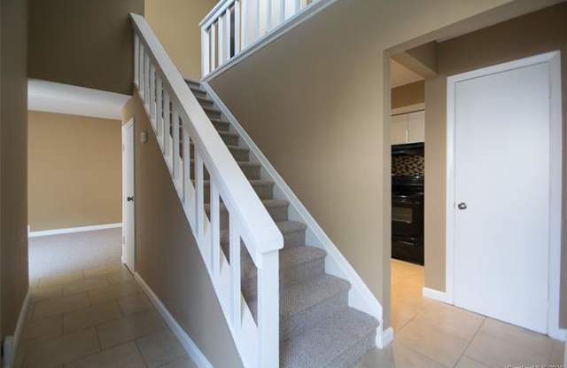 7153 Stonington Lane Gallery 3