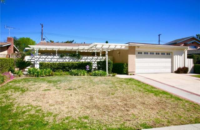 10000 Laramie Avenue - 10000 Laramie Avenue, Los Angeles, CA 91311