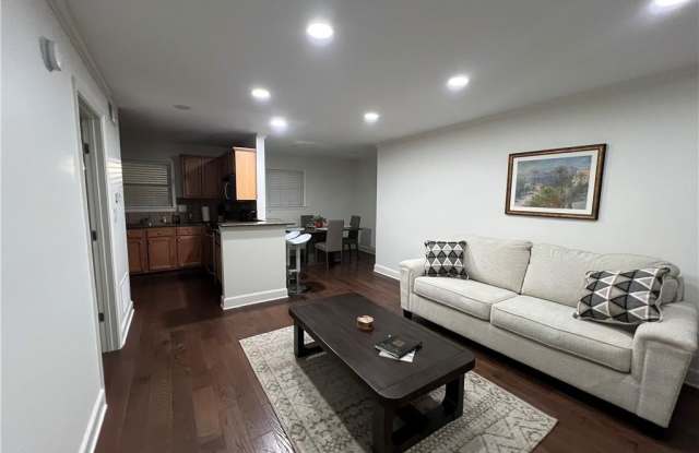 48 Peachtree Avenue NE photos photos