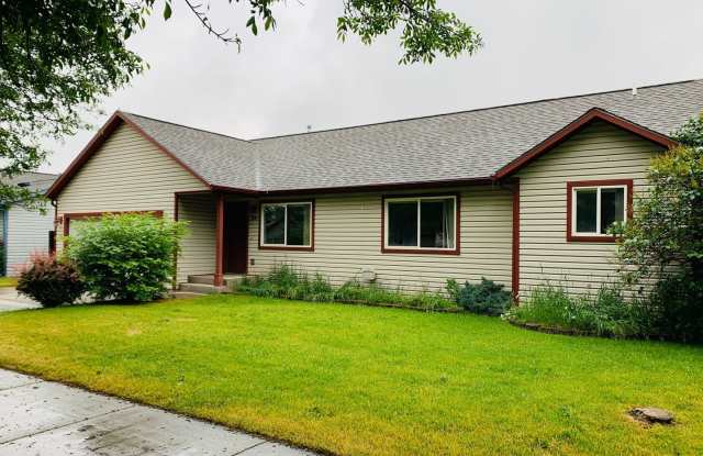 Single Level - 3 Bed - 2 Bath - Pet Friendly photos photos