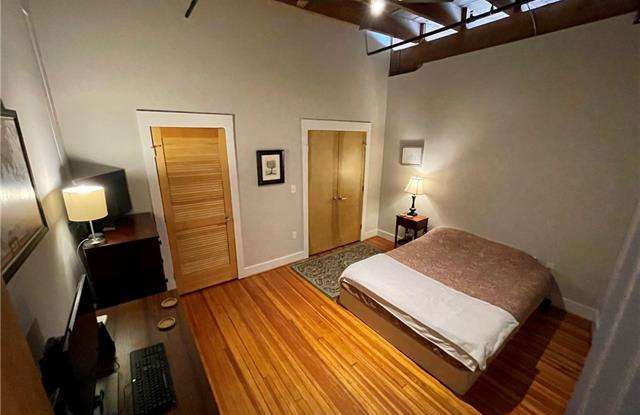 16 Vine Street Gallery 3
