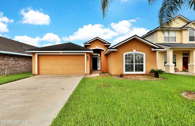 2462 CREEKFRONT Drive photos photos