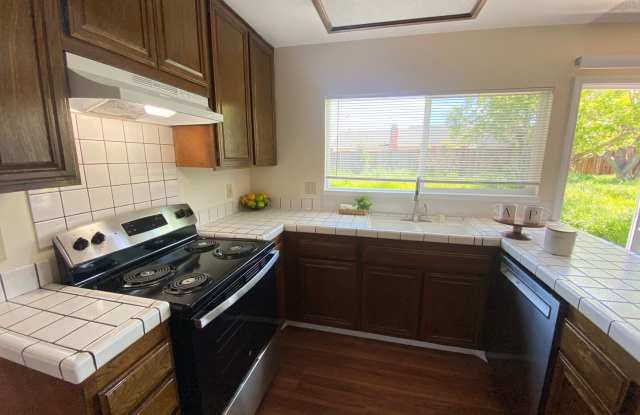 Advent - Gorgeous Four Bedroom House  Spacious Yard W/ Two Car Garage! - 4840 Carrie Court, Union City, CA 94587