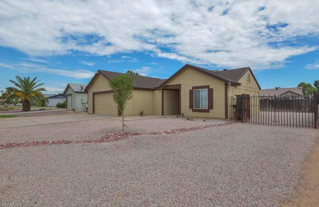 7609 W HAZELWOOD Street - 7609 West Hazelwood Street, Phoenix, AZ 85033