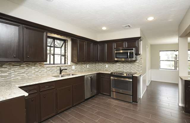6310 Fawnwood Drive Gallery 3