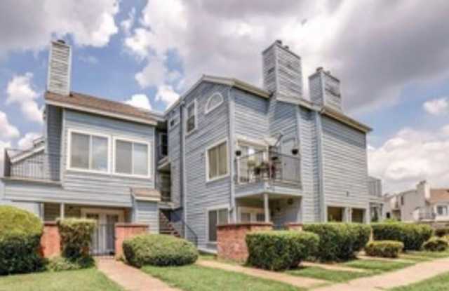2 bedroom 2 full bath loft condo, washer and dryer included Gallery 1