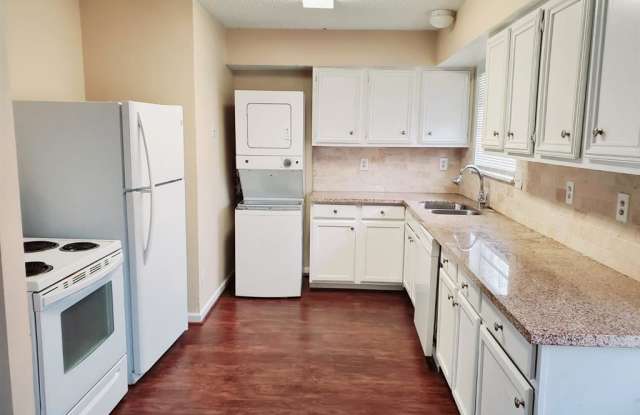 3025 14th Avenue - 3025 14th Avenue North, Texas City, TX 77590