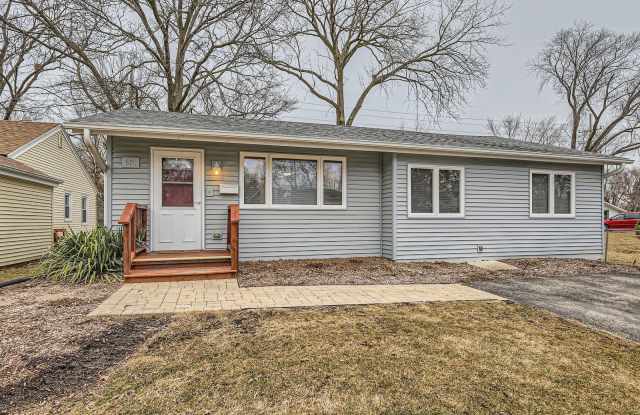 601 Oakwood Drive photos photos