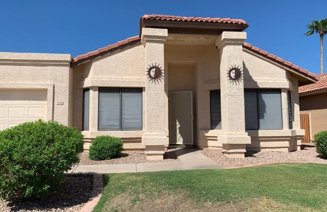 2758 E Rock Wren Rd - 2758 East Rock Wren Road, Phoenix, AZ 85048