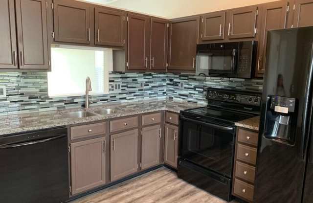 17733 Cedarbrook Drive Gallery 2