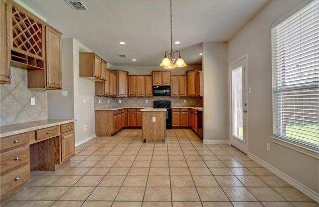 2225 Horseback Trail Gallery 2