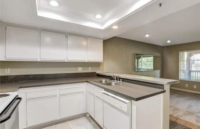 192 S Cross Creek - 192 South Cross Creek Road, Orange, CA 92869