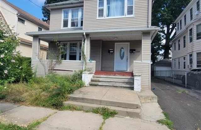 230 Garfield Avenue photos photos