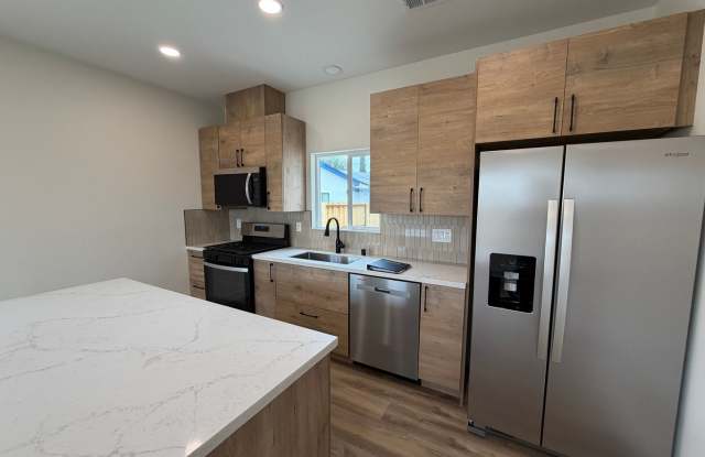 BRAND NEW (2026)!! 4 Bed / 2 Bath Home on Ewing (Near Campus) photos photos