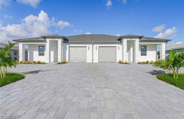 602/604 SW 8th Place photos photos 602/604 SW 8th Place photos photos