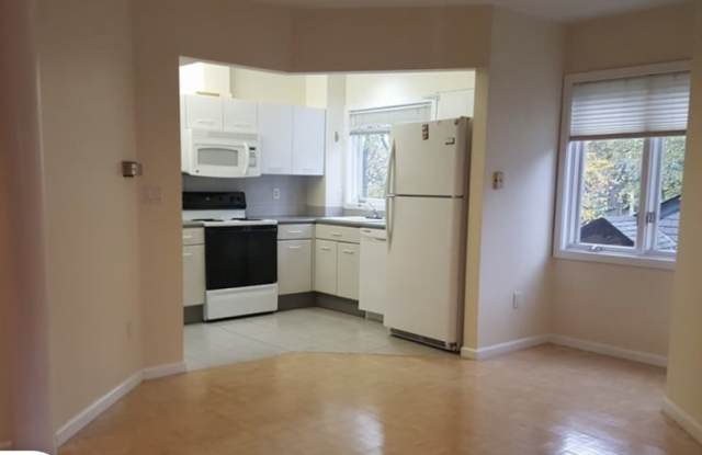 121 Longwood Ave. photos photos