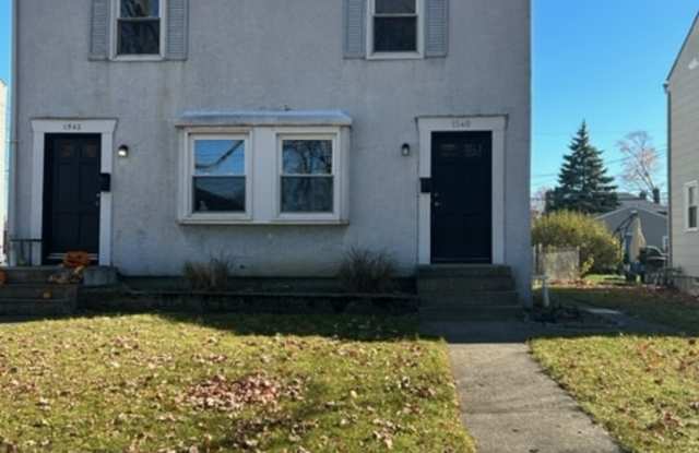 1540 Elmwood Ave - 1 photos photos