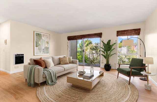 Modern Oakland Living: New Floors, Private Balcony, and Parking photos photos