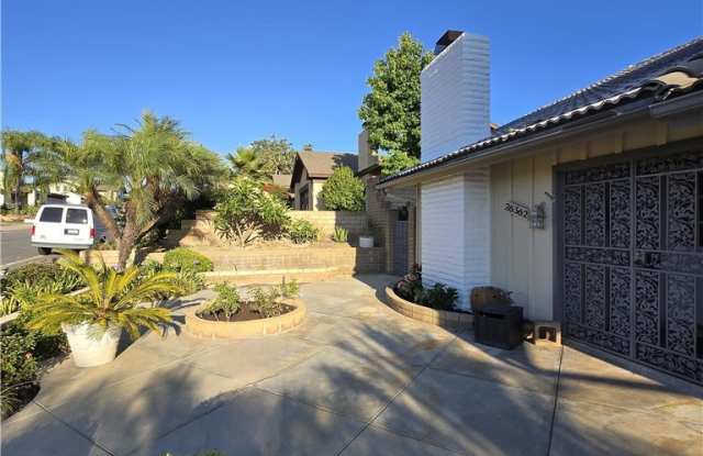 26362 Via Juanita Gallery 3