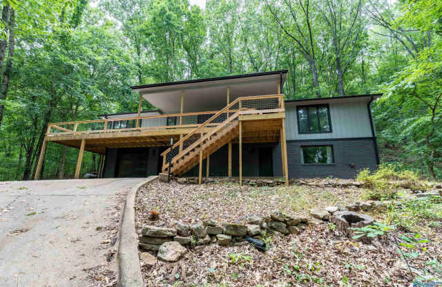 206 Newcomb Road photos photos