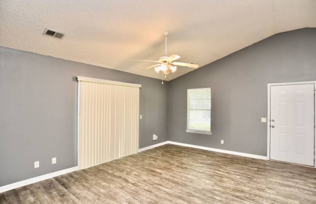 3 Bedroom/2 Bathroom Home in Port Wentworth Gallery 3