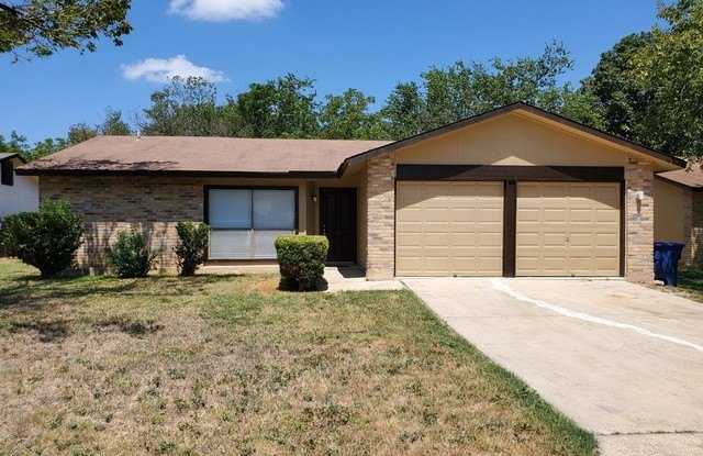 915 HAYLOFT LN Gallery 1