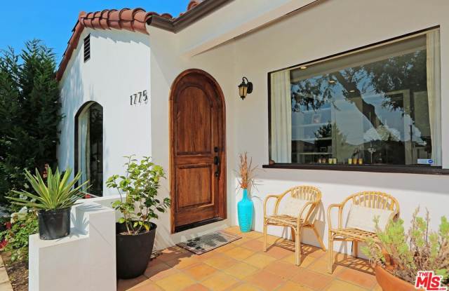 1775 South HAYWORTH Avenue Gallery 3