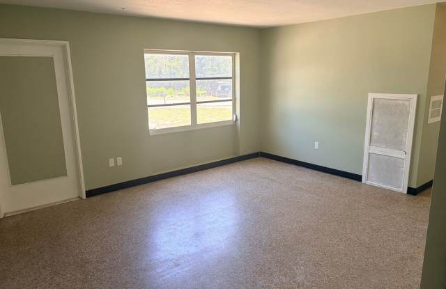Corner lot 2 Bedroom, 1 Bath Home in New Port Richey Gallery 4