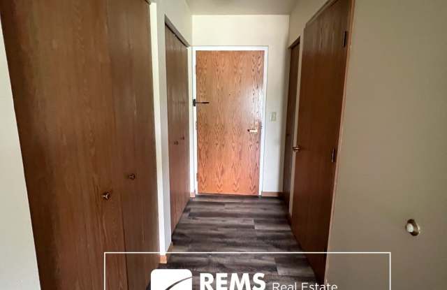 605 Chase Boulevard - 309 photos photos