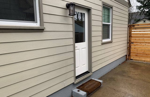 3714 SE Franklin Street - 3714 Southeast Franklin Street, Portland, OR 97202