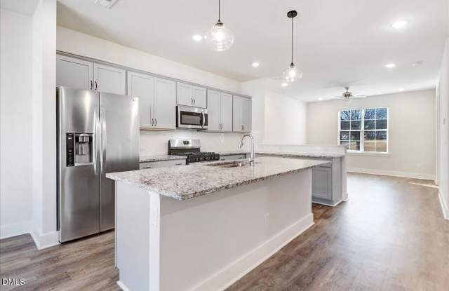 857 S Franklin Street photos photos